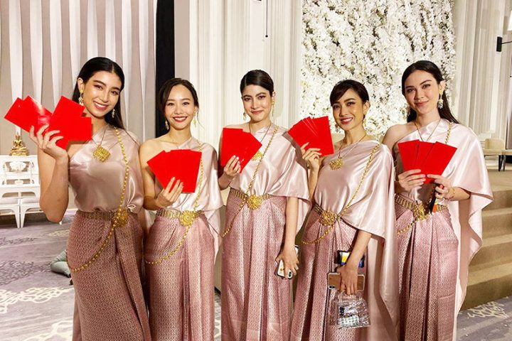 บริการให้เช่าสินสอดทองหมั้น อันดับ 1 ดีที่สุด ราคาถูกที่สุด เรากล้าการันตีคุณภาพ สอบถามเช็คคิวงานได้ตลอด 24 ชม. Tel/Line 098-948-4677 พี่เล็ก Line id : 0989484677 หรือ กด link ด้านล่างเลยครับ https://line.me/ti/p/CkJn_gHJH6 Official website : http://www.mysinsord.com facebook : https://www.facebook.com/mysinsord Instagram : https://www.secure.instagram.com/mysinsord/ TikTok : https://www.tiktok.com/@mysinsord YouTube : https://www.youtube.com/channel/UCaOiB68kD6zuCOcOsJD0FIg เพียงคุณเตรียมแค่พาน ส่วนสินสอดทองหมั้นให้เราดูแล เราจะเติมเต็มงานแต่งงานในฝันของทุกคู่รักให้สมบูรณ์แบบยิ่งขึ้น Mysinsord ทุ่มเทในทุกๆงาน เราจะบริการให้ดีที่สุด ตรงต่อเวลา ทำไมต้องใช้บริการกับเรา มั่นใจได้ ด้วยประสบการณ์ที่เราให้บริการเช่าสินสอด ทองหมั้น มากกว่า 10 ปี บริการคู่บ่าวสาวมากกว่า 100 คู่ จนได้รับการบอกต่อในการบริการที่ดีเยี่ยม ตรงต่อเวลา มีสำนักงานที่ตั้งเป็นหลักแหล่งแน่นอน ติดต่อสอบถามข้อมูลได้ตลอดเวลา ราคาที่คุ้มค่าและคุณภาพดีเยี่ยม บริการเช่าสินสอดของ mysinsord.com รับประกันเงิน และทองคำ เป็นของแท้ 100% สามารถตรวจสอบได้ ในส่วนราคา เรานำเสนอราคาถูกและคุ้มค่า เรามีราคาโปรโมชั่นสำหรับเช่าเงินสด พร้อมทองคำแท่ง ในราคาที่ถูกยิ่งขึ้น บริการที่ดีเยี่ยม ใส่ใจดูแลดุจญาติ mysinsord.com เราให้บริการเช่าสินสอด ทองหมั้น มากกว่า 10 ปี บริการคู่บ่าวสาวมากกว่า 100 คู่ จนได้รับการบอกต่อในการบริการที่ดีเยี่ยม ตรงต่อเวลา ใส่ใจดูแลดุจญาติ เงินสินสอด เราใช้เงินธนบัตรใหม่ทั้งหมด ไม่ใช้เงินหมุนเวียนจากงานแต่งงานที่หนึ่ง ไปใช้อีกงานหนึ่ง เพื่อให้มั่นใจได้ว่า จะได้รับเงินธนบัตรใหม่ทั้งหมด ทองหมั้น เราใช้ทองคำแท่งใหม่ จากร้านฮั้วเซ่งฮง เยาวราช ไม่มีเช็คอิน ไม่มีรีวิว ไม่มีรีวิวภาพบรรยากาศในงานแต่งงาน สัญญาเช่าสินสอด ในการเช่าสินสอด เราทำเป็นสัญญาเช่าสินสอดชัดเจน เพื่อความมั่นใจทั้งสองฝ่าย เรายึดถือสัญญาเช่าสินสอด เป็นสำคัญ ใบเสร็จรับเงินค่าเช่าสินสอด เมื่อรับเงินค่าเช่าสินสอด จะมีใบเสร็จรับเงินมอบให้เพื่อเป็นหลักฐานสำคัญ จัดส่งสินสอดทั่วประเทศ เราให้บริการจัดส่งสินสอดถึงที่ทั่วไทย ตรงเวลา #เช่าสินสอด #เช่าสินสอดของหมั้น #เช่าสินสอดทั่วไทย #เช่าสินสอดโคราช #เช่าสินสอดทองหมั้น #เช่าสินสอดแต่งงาน #เช่าสินสอดมืออาชีพ #เช่าสินสอดเชื่อถือได้ #เช่าสินสอดงานแต่ง #เช่าสินสอดภาคกลาง # เช่าสินสอดราคาถูก